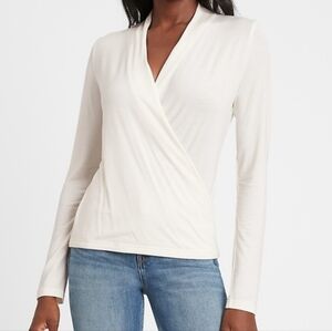 NWT Banana Republic Off White Threadsoft Long Sleeve Wrap Shirt Size S